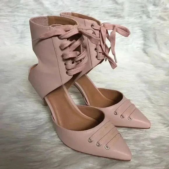 NWT UO Nude Lace-Up Heels Corset Shoes Stilettos Pumps Ballerina Pink Size 9 - Picture 2 of 8